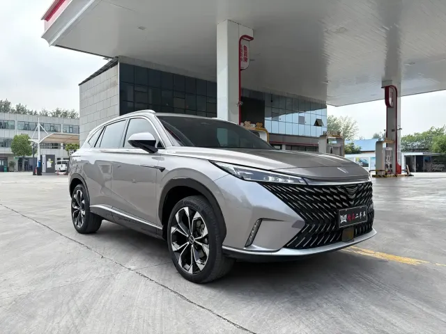 Roewe RX5 — Фото автомобиля 2