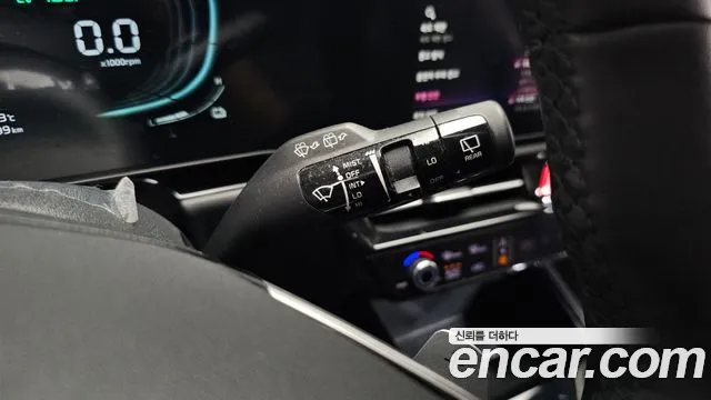 Kia Niro The All New — Фото автомобиля 24