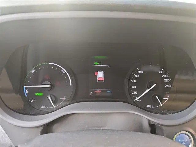 Toyota Sienna — Фото автомобиля 7