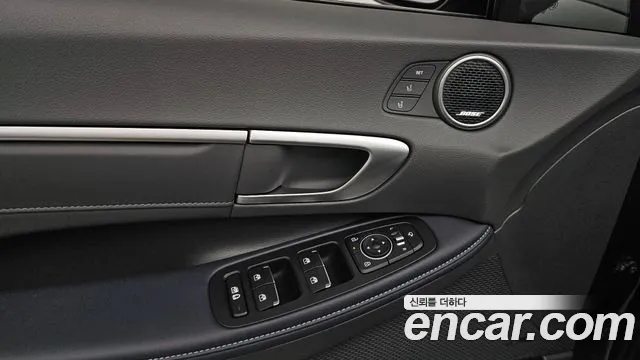 Hyundai Sonata Inspiration — Фото автомобиля 14