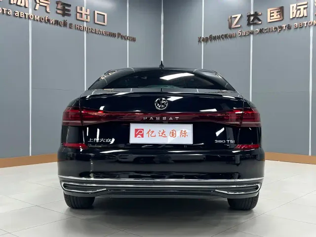 Volkswagen Passat — Фото автомобиля 5