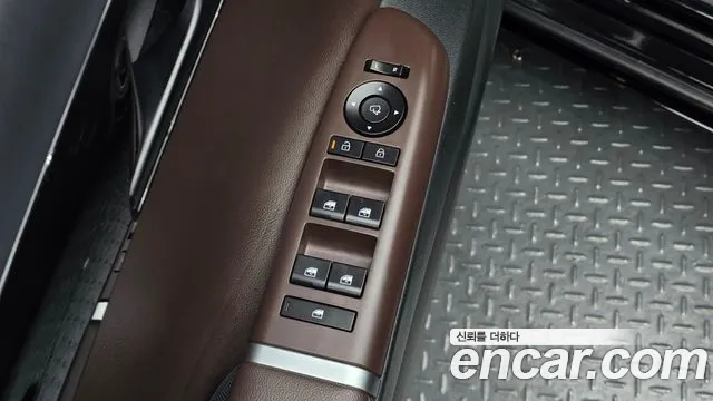 Hyundai Grandeur GN7 — Фото автомобиля 20