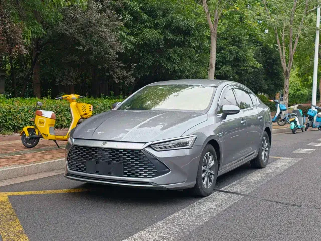 Фотография автомобиля — BYD Qin PLUS