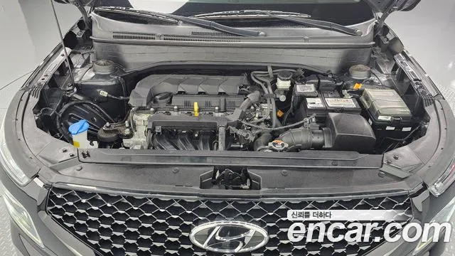 Hyundai Venue — Фото автомобиля 5