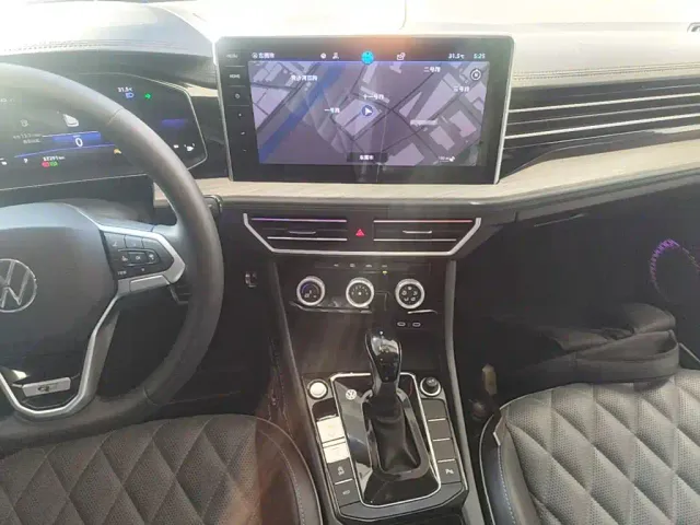 Volkswagen Sagitar — Фото автомобиля 12