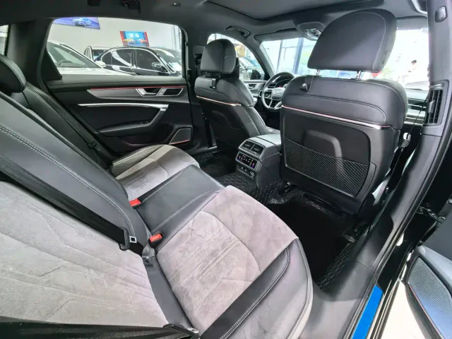 Audi A6L — Фото автомобиля 17