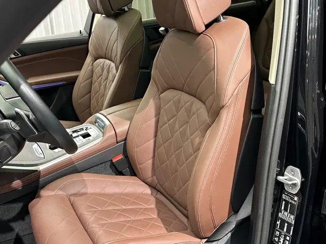 BMW X7 — Фото автомобиля 17