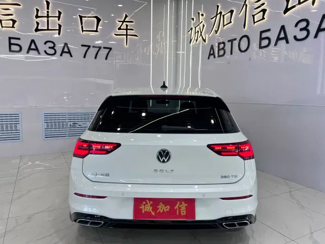 Volkswagen Golf — Фото автомобиля 5
