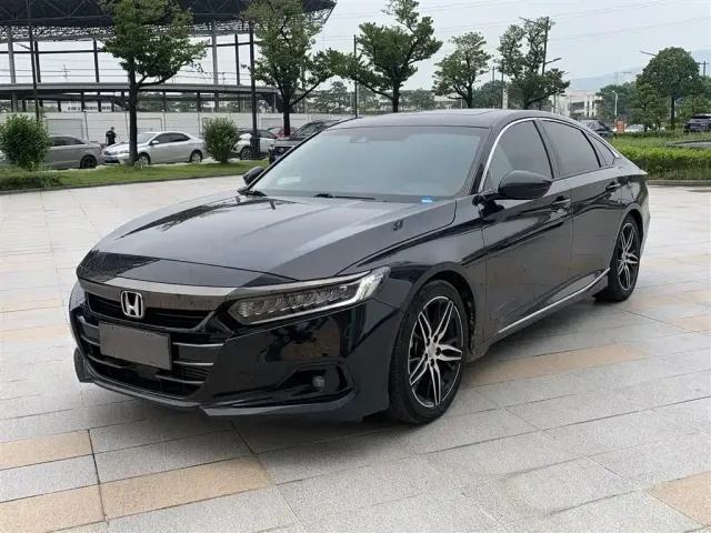 Фотография автомобиля — Honda Accord