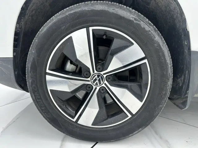 Volkswagen Tharu — Фото автомобиля 12