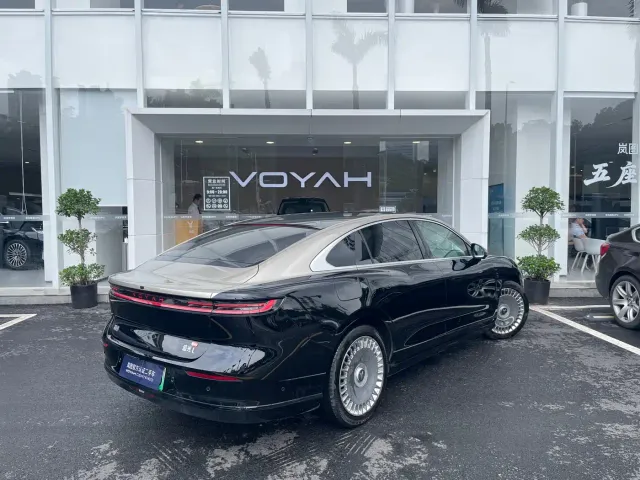 Voyah Zhuiguang L — Фото автомобиля 7