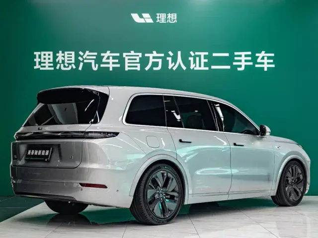 Li Auto L9 — Фото автомобиля 4