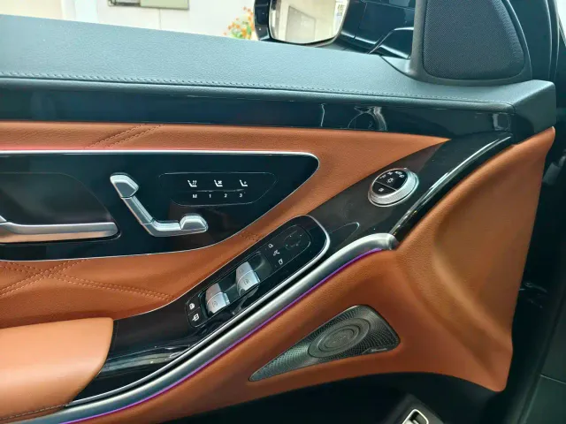 Mercedes-Benz Maybach S-Class — Фото автомобиля 13