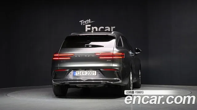 Genesis GV70 2.5T Бензин AWD — Фото автомобиля 4