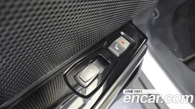 KG_Mobility_Ssangyong TIBOLI Very New Tivoli Бензин 1.5 2WD — Фото автомобиля 19