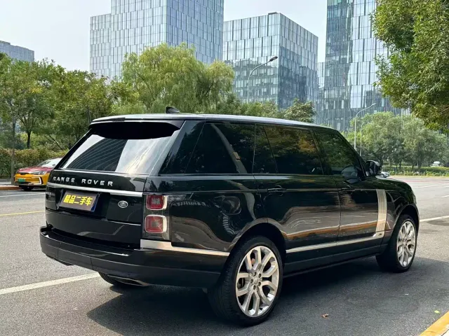 Land Rover Range Rover — Фото автомобиля 9