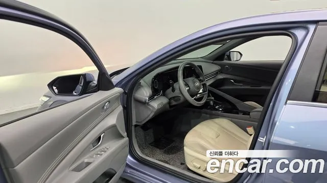 Hyundai Avante — Фото автомобиля 10