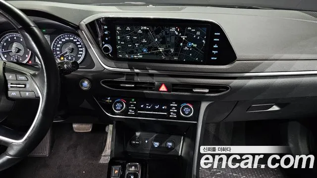 Hyundai Sonata — Фото автомобиля 20