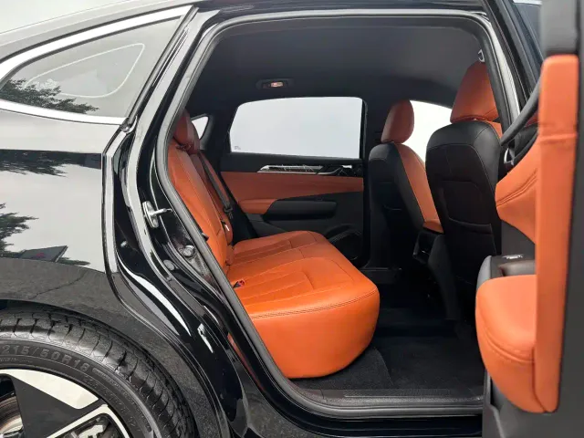 Wuling Starlight — Фото автомобиля 22