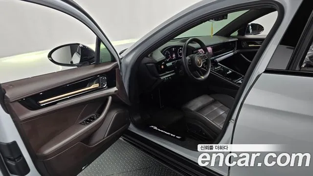 Porsche Panamera 976 — Фото автомобиля 15