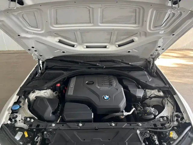 BMW 3 Series — Фото автомобиля 18