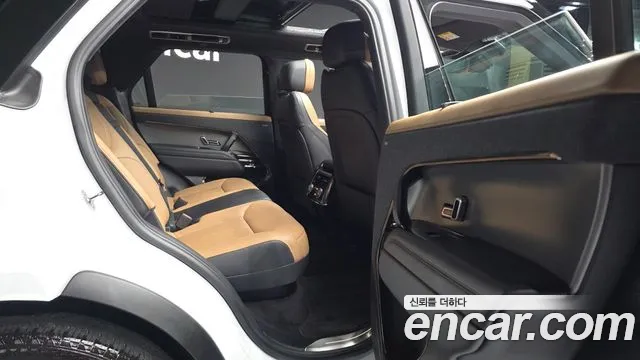Land Rover Range Rover Sport — Фото автомобиля 12