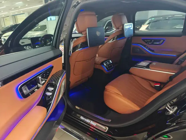 Mercedes-Benz S-Class — Фото автомобиля 6