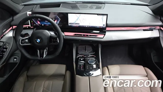 BMW 5-Series — Фото автомобиля 7