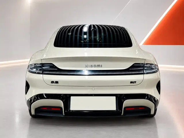 Xiaomi SU7 — Фото автомобиля 5