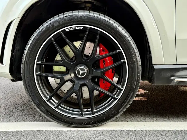 Mercedes-Benz GLE-Class AMG — Фото автомобиля 8