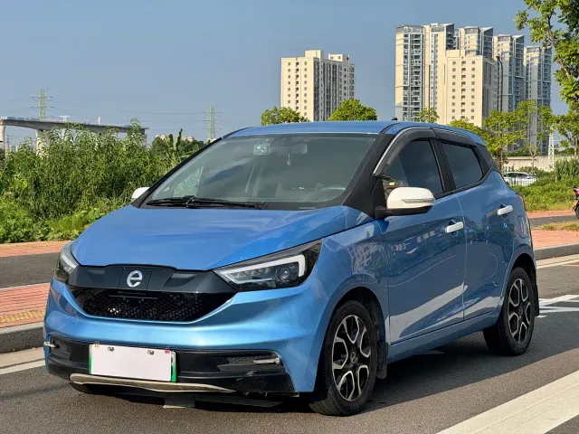 Фотография автомобиля — JMEV EV3