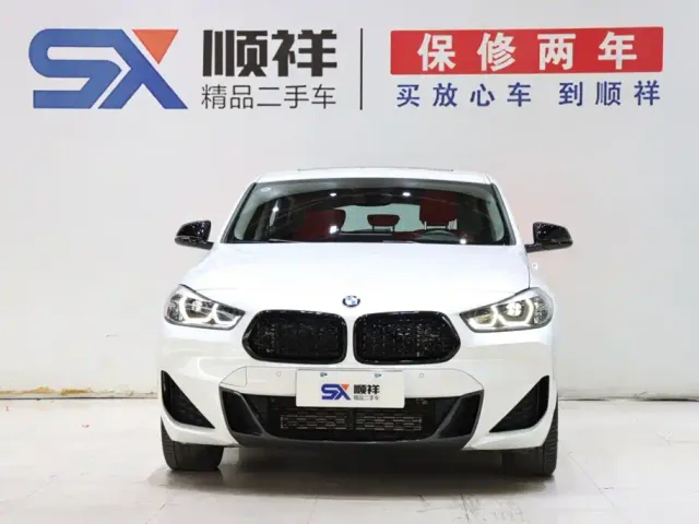 BMW X2 — Фото автомобиля 2