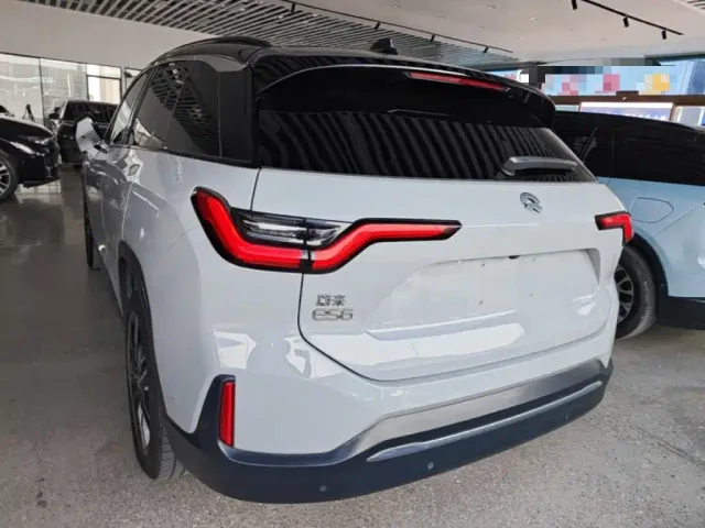 Nio ES6 — Фото автомобиля 5