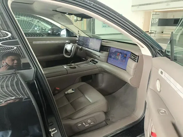 IM Motors LS6 — Фото автомобиля 7