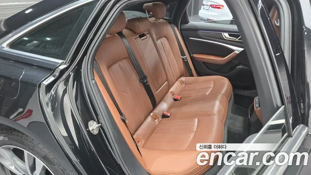 Audi A6 45 TFSI quattro Premium — Фото автомобиля 12