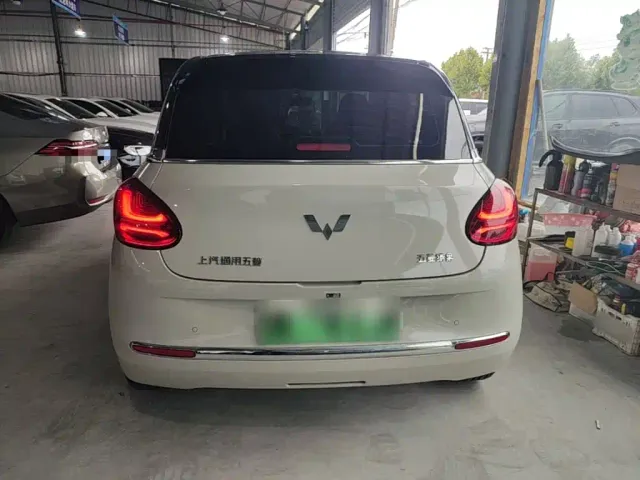 Wuling Bingo — Фото автомобиля 5