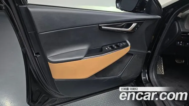 Kia EV6 — Фото автомобиля 13