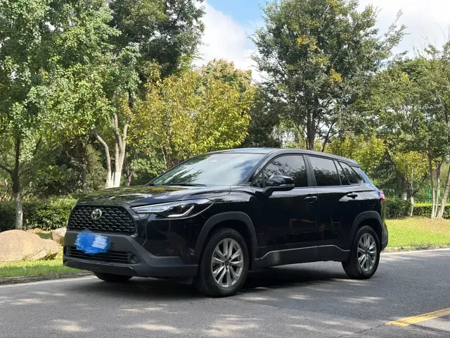 Фотография автомобиля — Toyota Corolla Cross