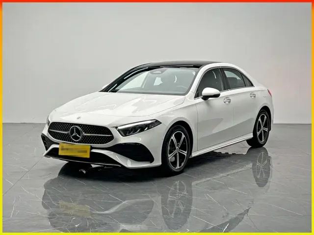 Фотография автомобиля — Mercedes-Benz A-Class