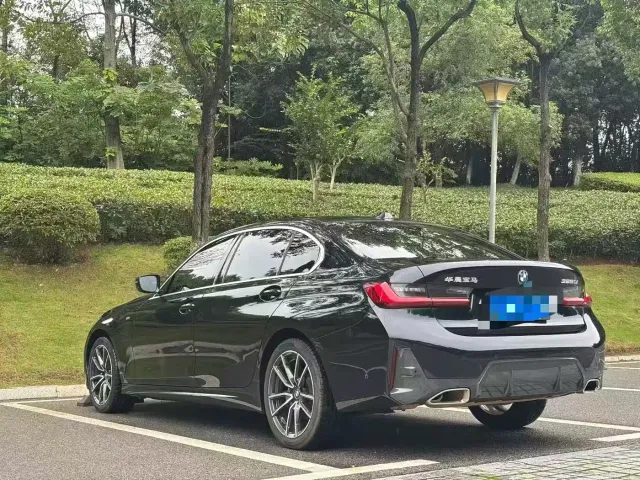 BMW 3 Series — Фото автомобиля 8