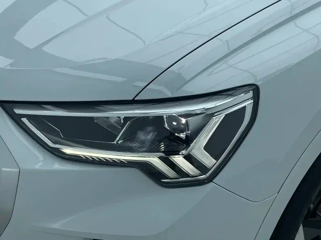 Audi Q3 — Фото автомобиля 8