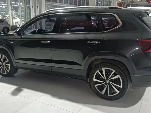 Volkswagen Tharu — Фото автомобиля 2