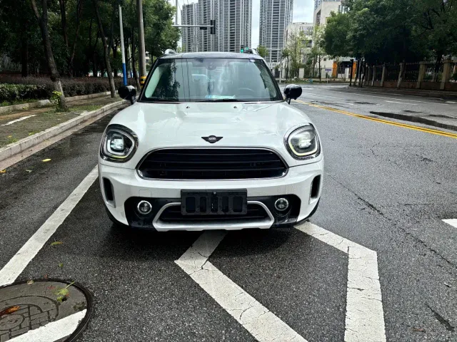 MINI Countryman — Фото автомобиля 2