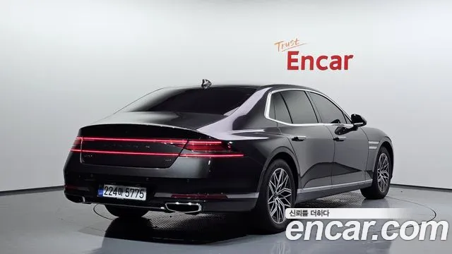 Genesis G90 Бензин 3.5 турбо AWD — Фото автомобиля 2