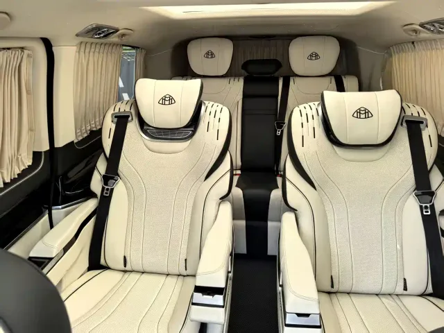 Mercedes-Benz V-Class — Фото автомобиля 20