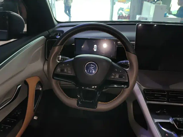 BYD Song Pro — Фото автомобиля 10