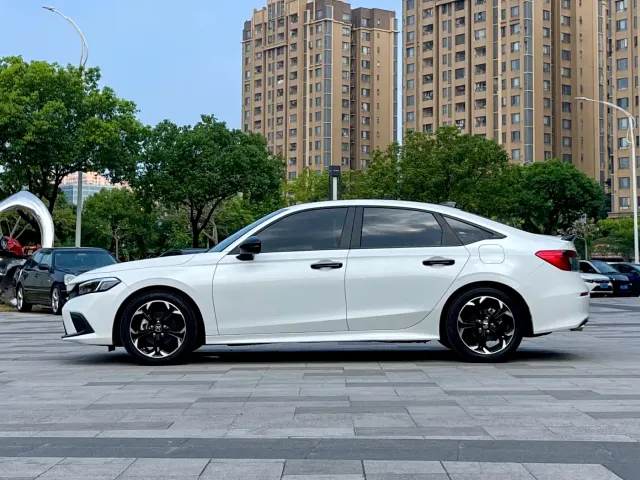 Honda Civic — Фото автомобиля 4