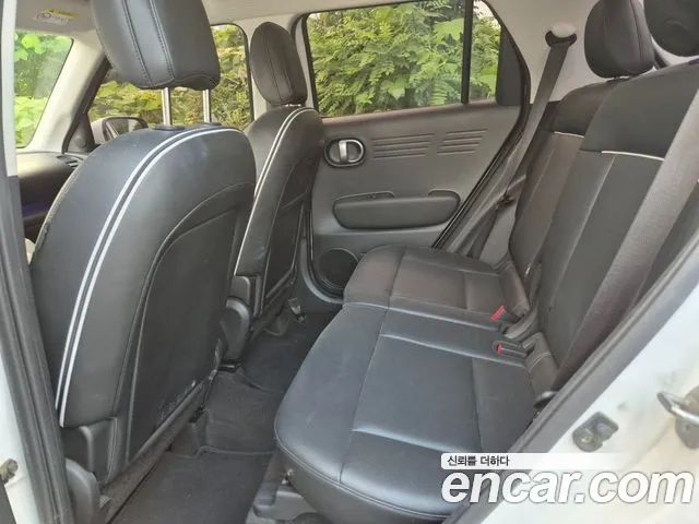 Hyundai Casper — Фото автомобиля 9