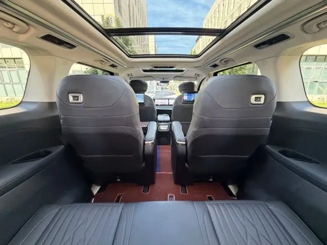 Maxus G90 — Фото автомобиля 9
