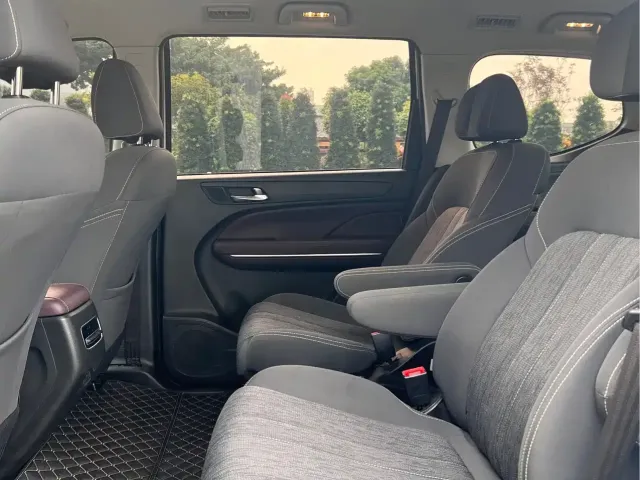 GAC Trumpchi M6 — Фото автомобиля 10